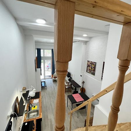 شقة Duplex Manzanares Izq Amarillo Temporal مدريد المظهر الخارجي الصورة